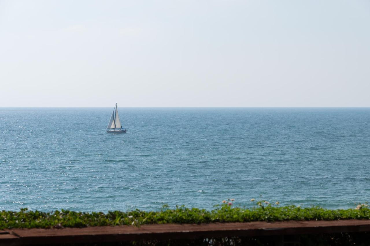 Sea View Stylish 1Br With Balcony By Beachfront Stay Herzliya Exterior photo